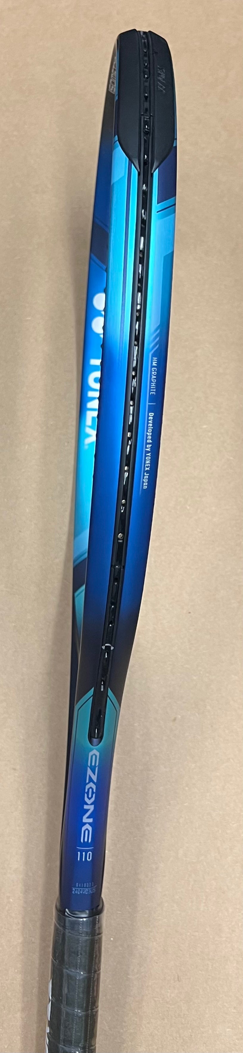 Used - Yonex Ezone 110 v7 (4")