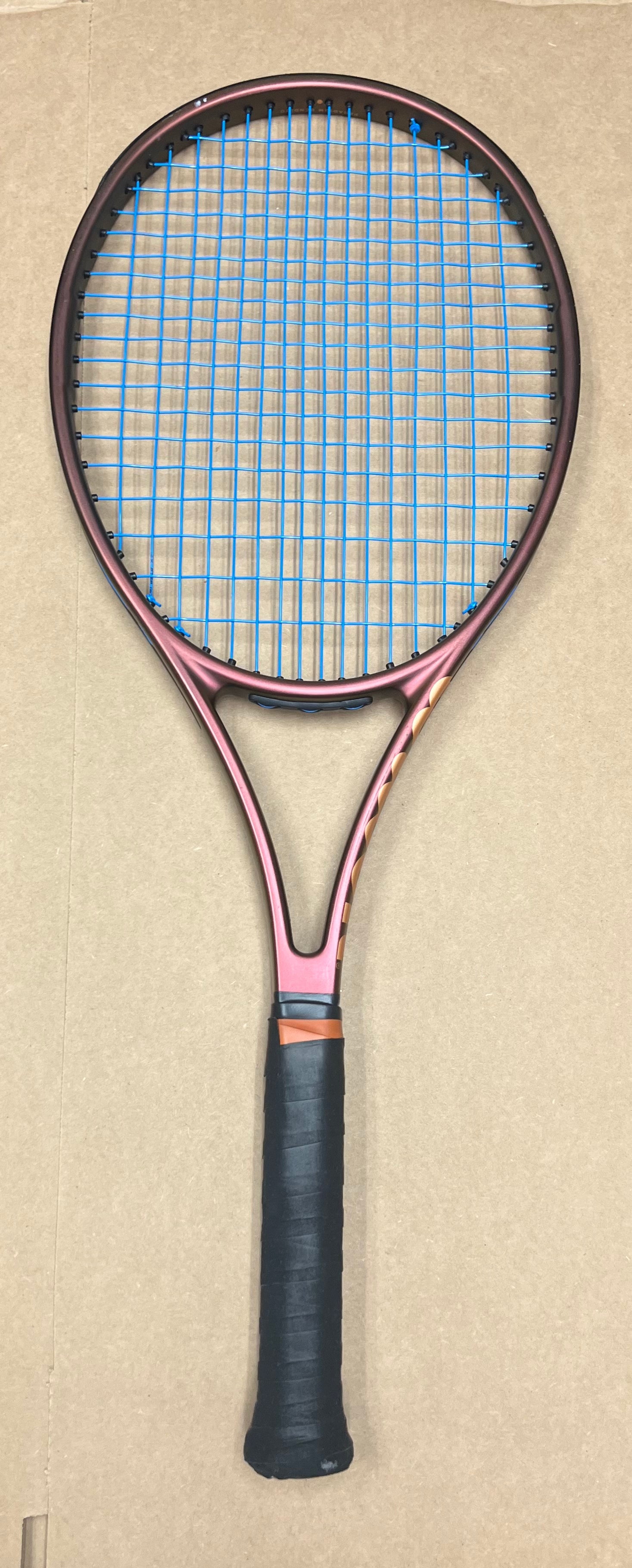 Used - Wilson Pro Staff X v14 (4 1/4")
