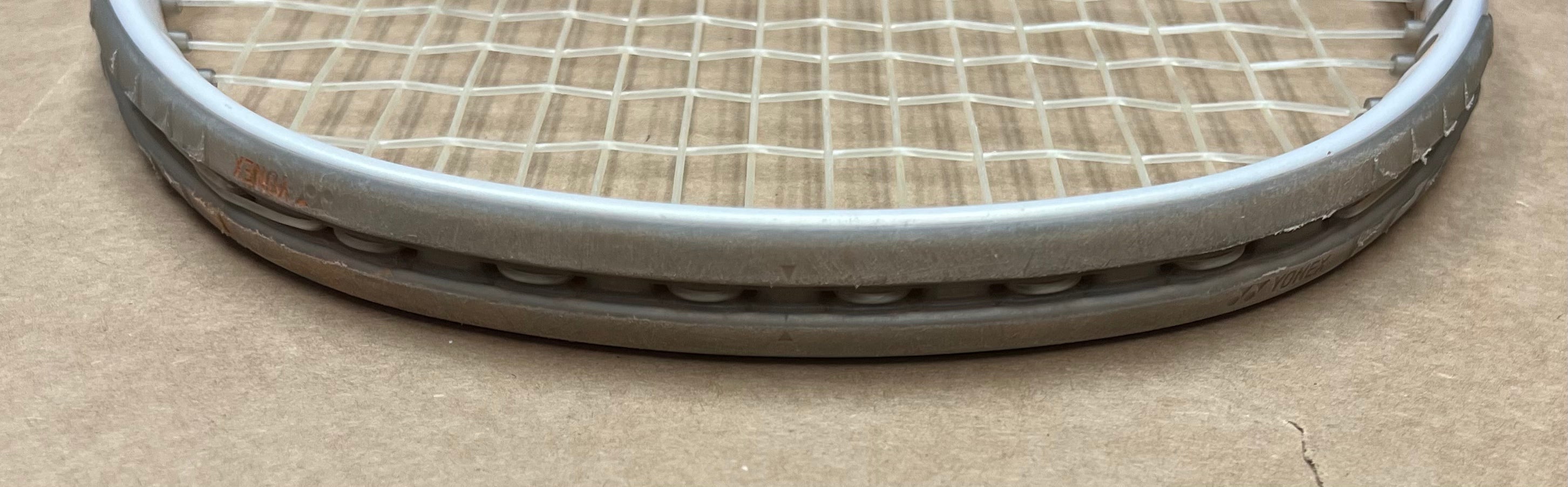 Used - Yonex Vcore 98 v7 san beige (4 1/8")