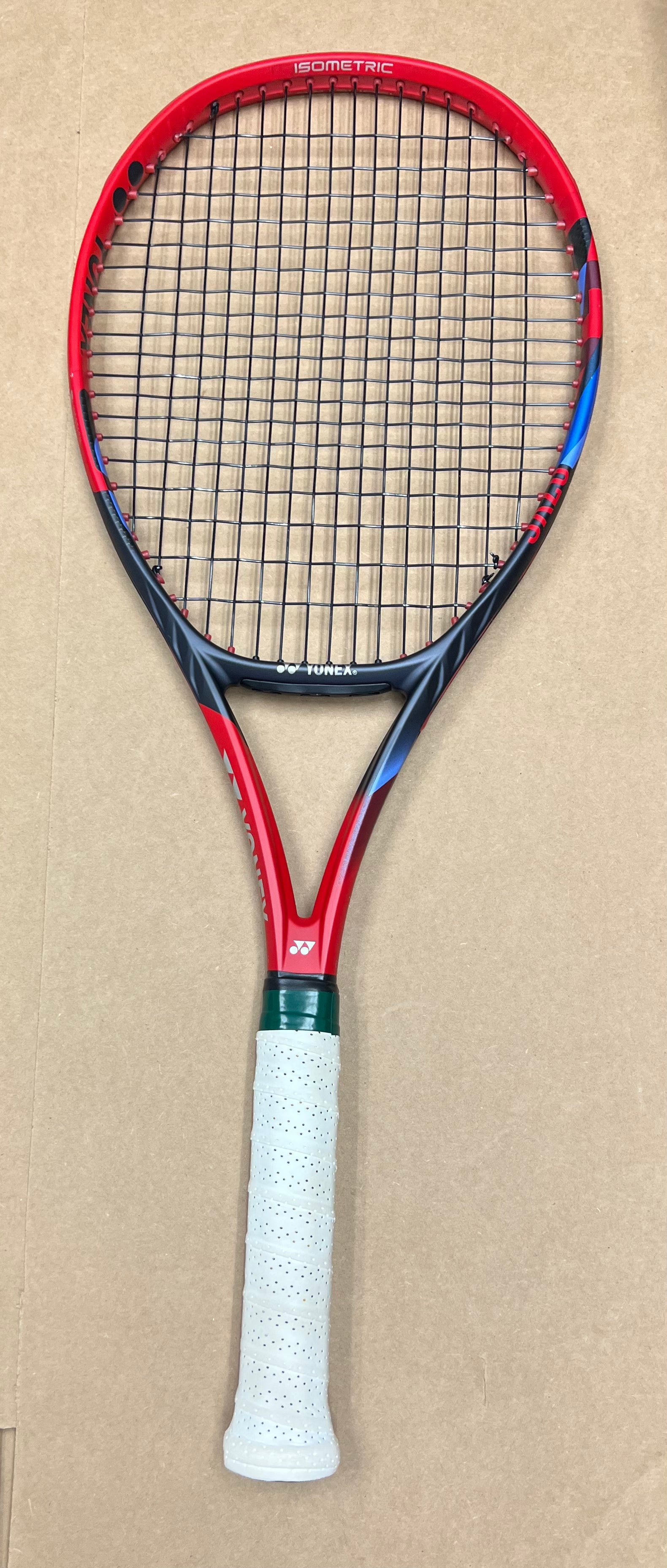 Used - Yonex Vcore 98 v7 (4 3/8")