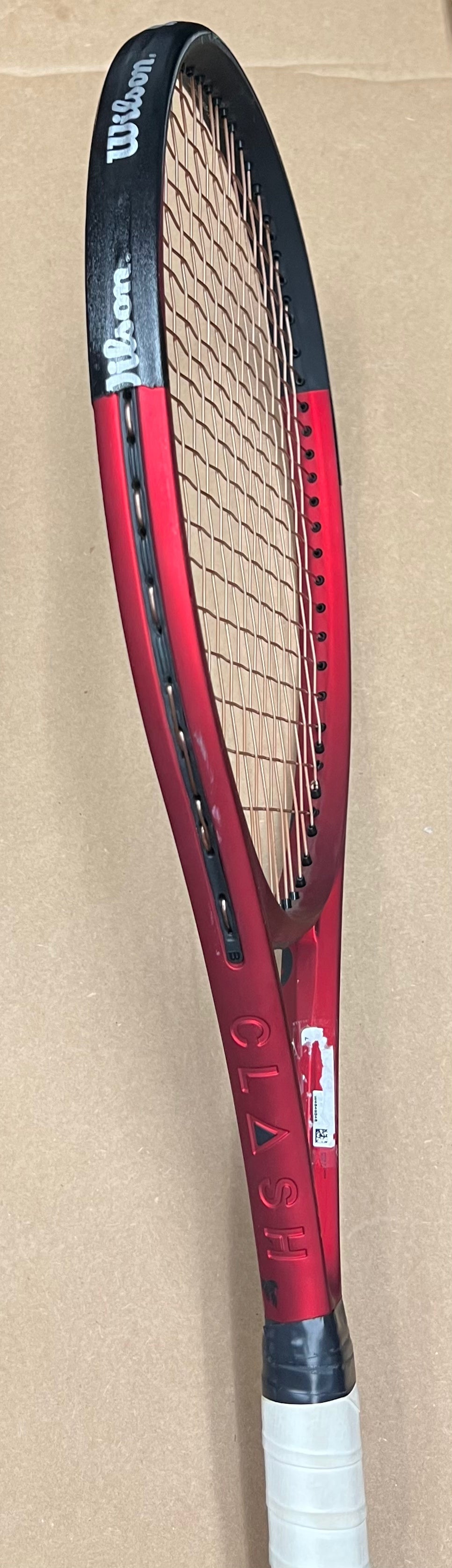 Used - Wilson Clash Pro 16x20 v2 (4 3/8")