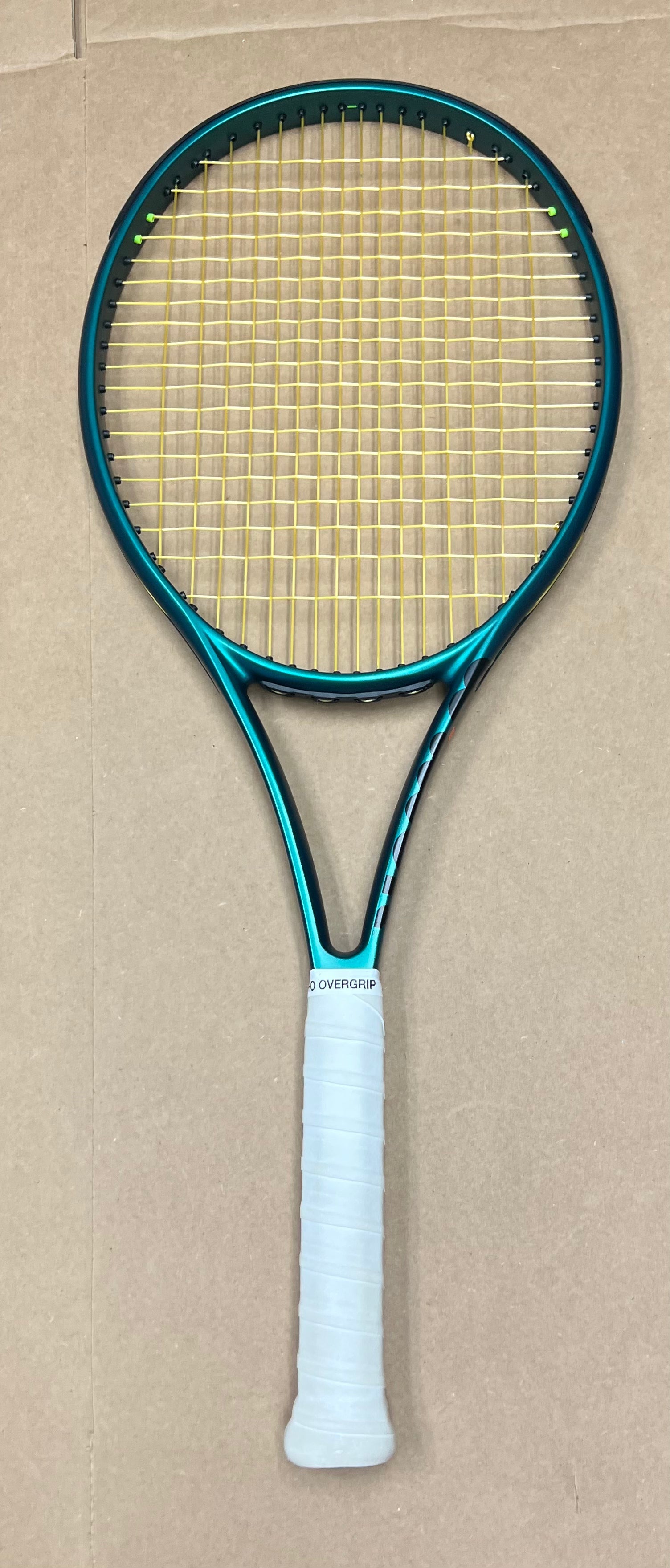 Used - Wilson Blade 100 16x19 v9 (4 1/4")