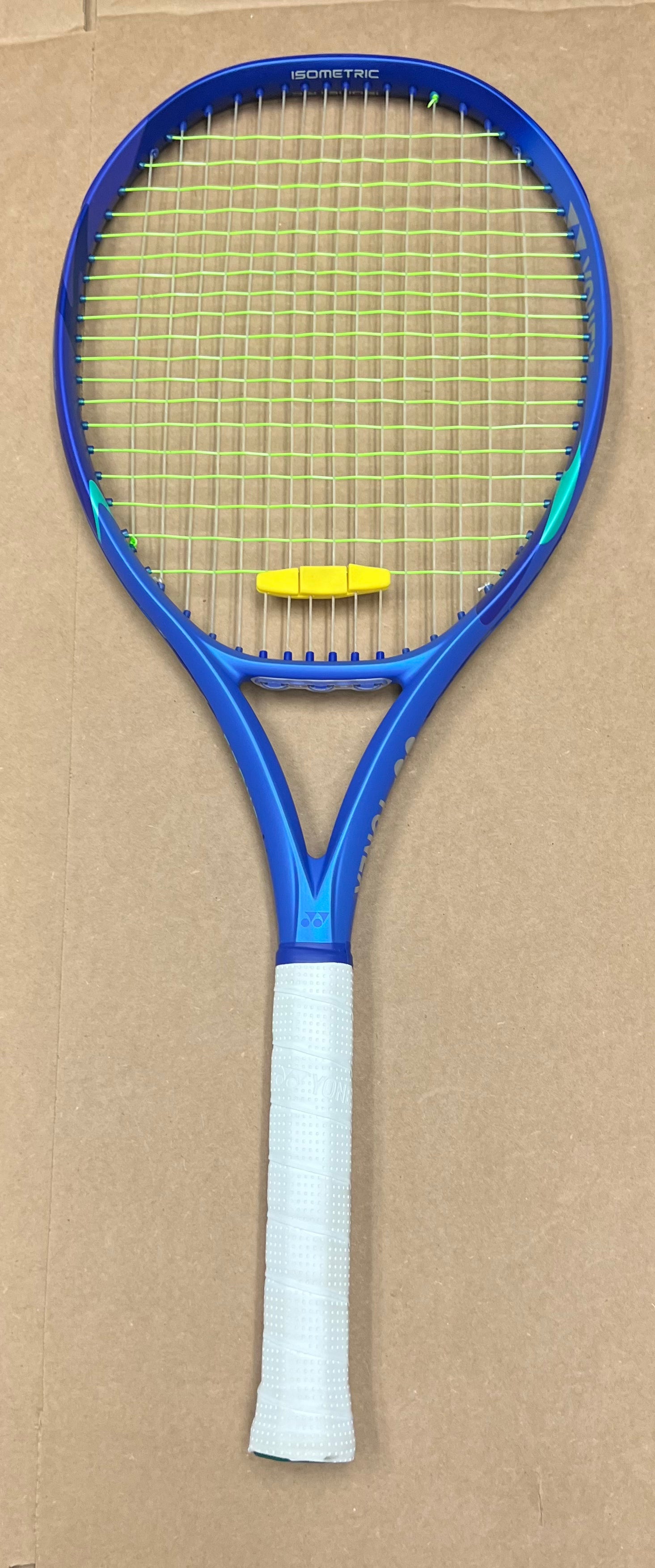 Used - Yonex Ezone 105 v8 (4 1/4")