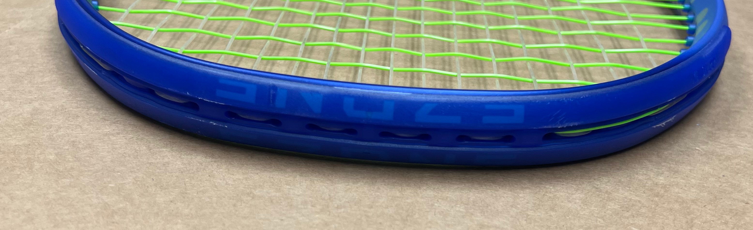Used - Yonex Ezone 105 v8 (4 1/4")